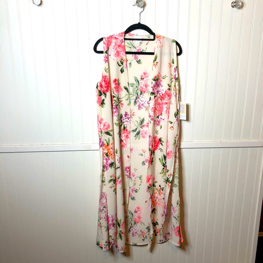 NWT LuLaRoe Joy floral vest